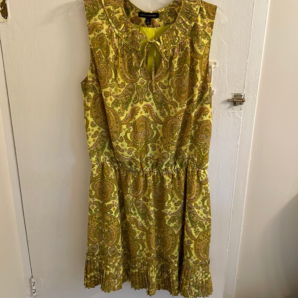 Banana republic sleeveless dress